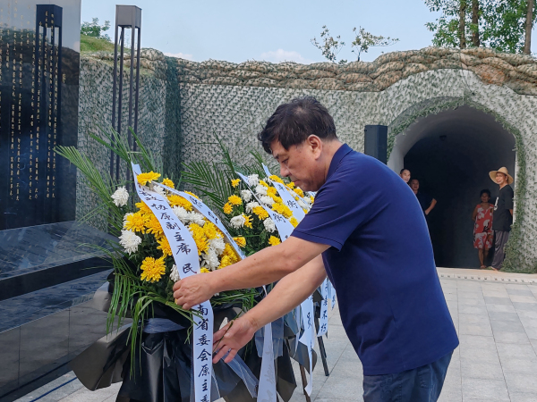2018年10月18日去石景山民族养老院慰问.jpg