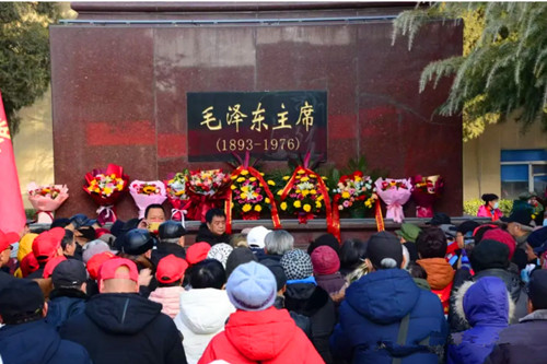2021年10月23日内蒙通辽市开鲁县开鲁镇麦新路南段白塔公园.jpg