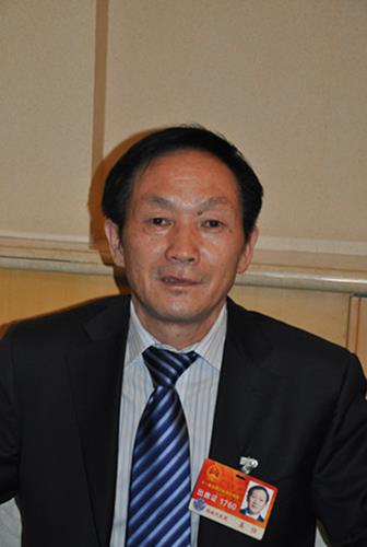 2015年8月20日走进湖南长沙火车站普法1.JPG