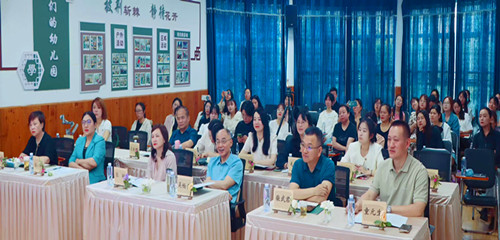 医者仁心济苍生 薪火相传铸医魂 著名中医专家 ---周主宝